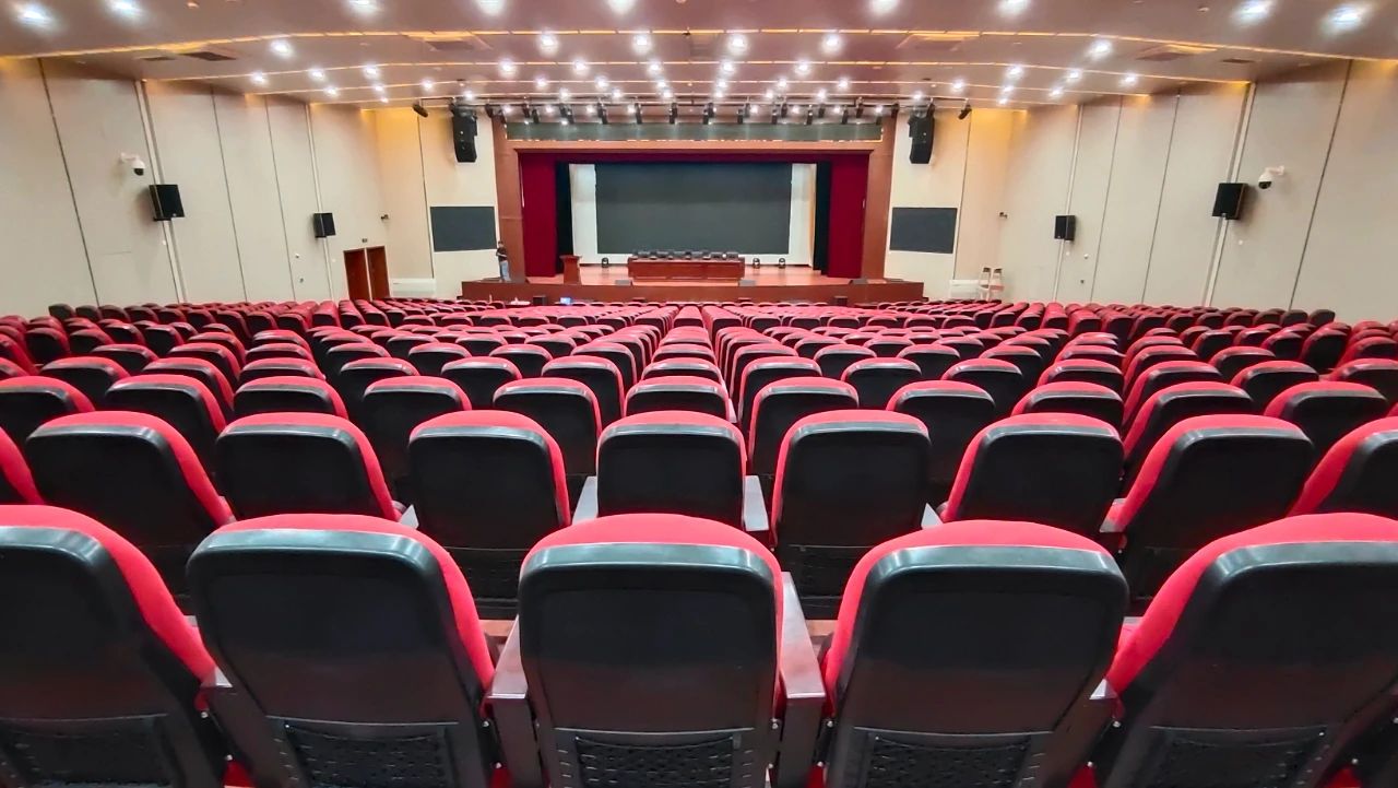 J9集团国际站会议扩声系统工程产品服务于六安市某学堂！